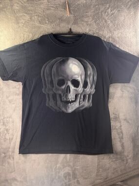 Authentic Classics Skull Graphic T-Shirt Men’s Large Black Gothic Biker Tee
